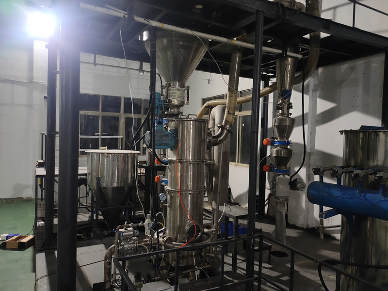 湖南某锂电材料公司：碳酸锂气流磨粉碎生产线-MQW40气流磨